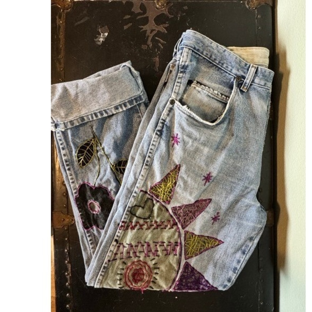 Wrangler Custom Embroidered Texas Sun Flower Patchwork Jeans Light Wash 34x32